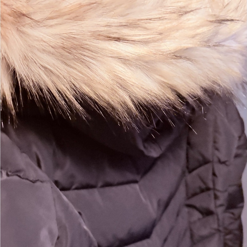 Calvin Klein Black Long Puffer Coat with Fur Trim - Picture 4 of 9